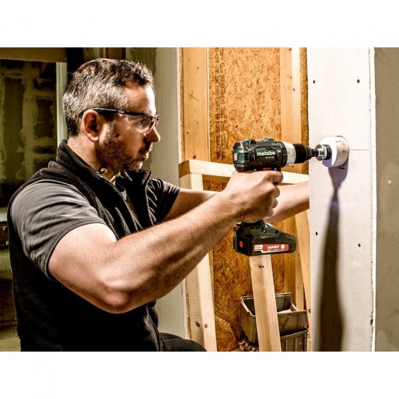 Шуруповёрт аккумуляторный BS 18 LT BL 2x2.0 Ah METABO